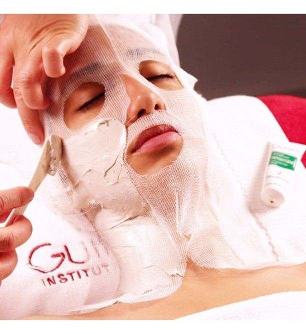 🌿Guinot Detoxygene Facial 🌿It is a reoxygenating, detoxifying facial for all skin type.  It frees the skin of  impurities and restores radiance.  Immediately after the treatment, your skin will be radiant, and your complexion will be luminous.🌿Book For a Detoxegene Facial and receive a free Dermalux LED Skinboost Treatment worth £20 plus 20% off any Detoxygene products purchased.Mention special offer when booking.Offer ends 30th August 2022